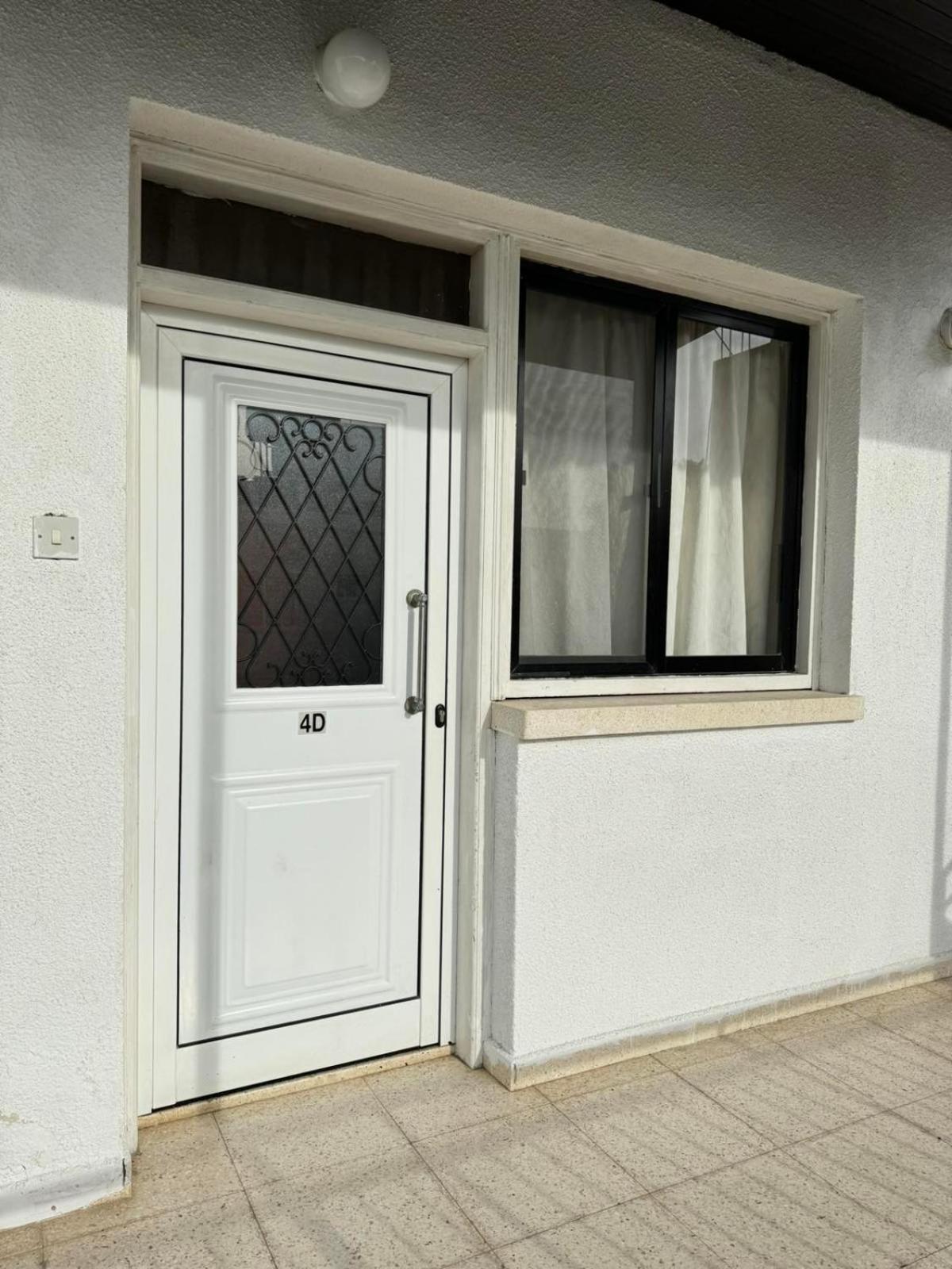 Sea Apartments ลาร์นาคา ภายนอก รูปภาพ